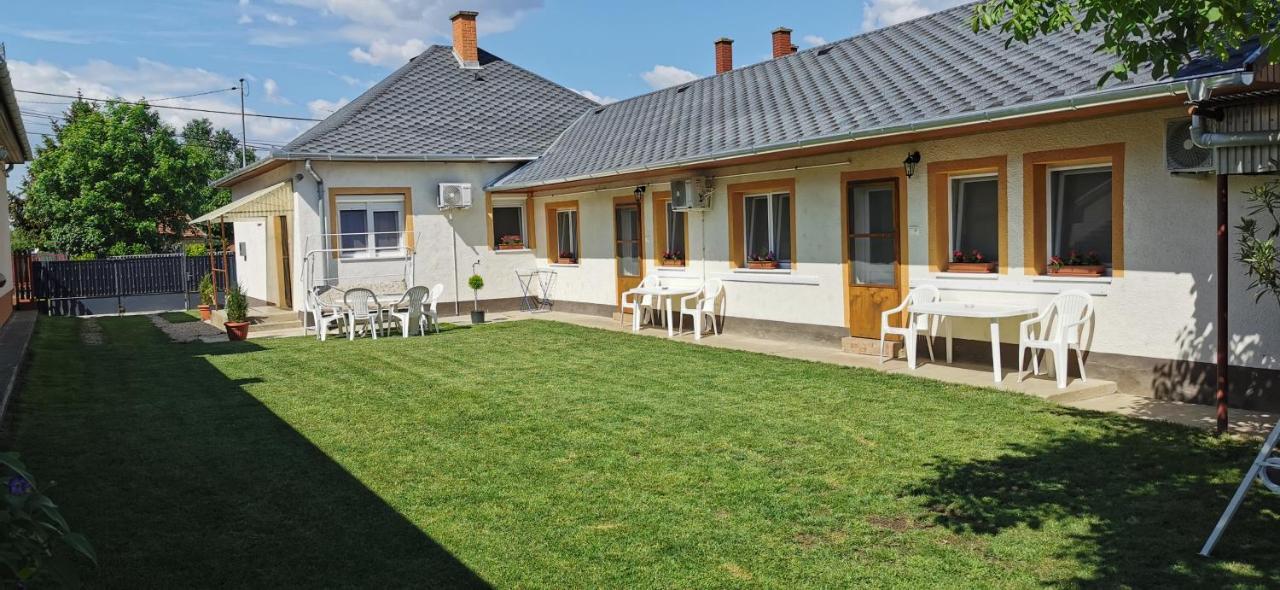 Rozika Apartman Ii. Hajduszoboszlo Exterior foto
