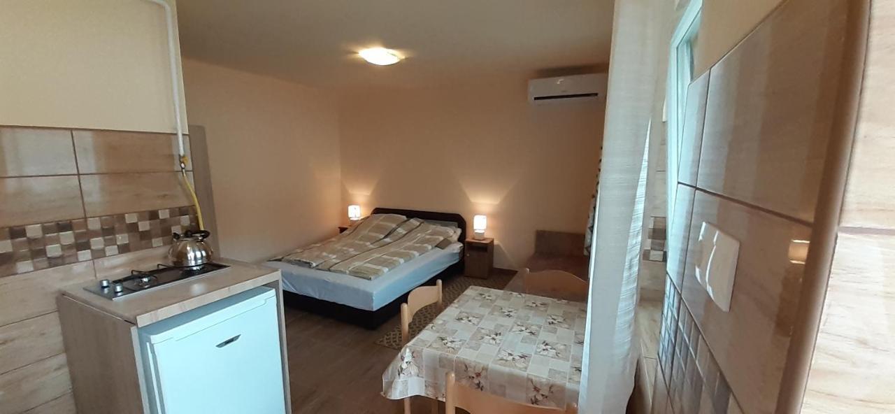 Rozika Apartman Ii. Hajduszoboszlo Exterior foto